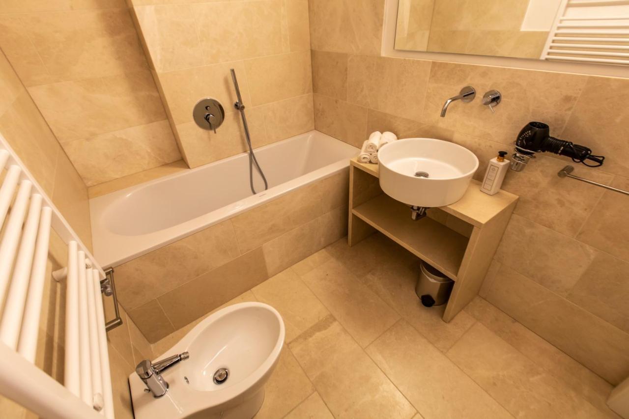 Casa Della Gondola R&R Apartment Venesia Bagian luar foto