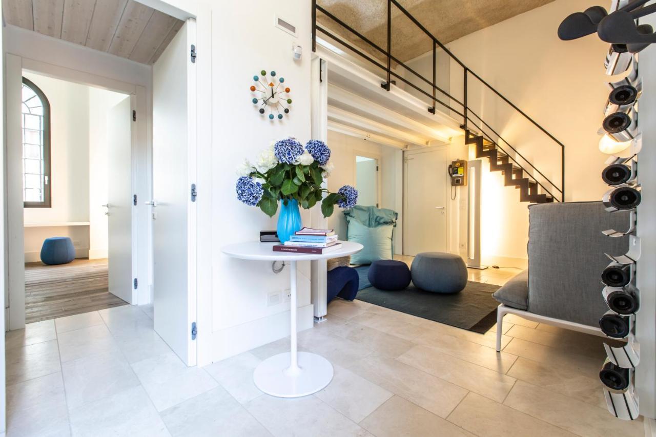 Casa Della Gondola R&R Apartment Venesia Bagian luar foto